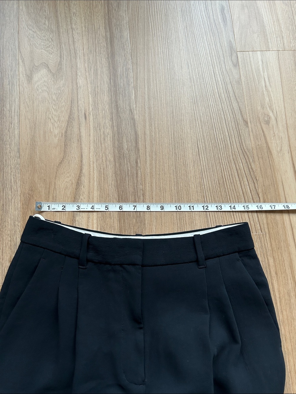 Aritzia The Effortless Pant *Wider - Picture 7 of 9